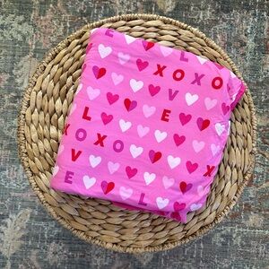 Little Sleepies XOXO Large Cloud Blanket